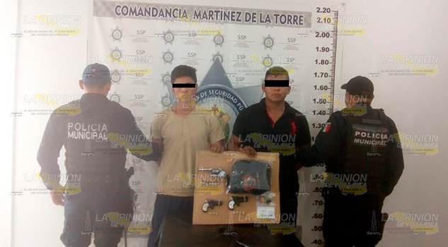 Detienen a 8 por portación de arma de fuego, narcomenudeo y robo con violencia