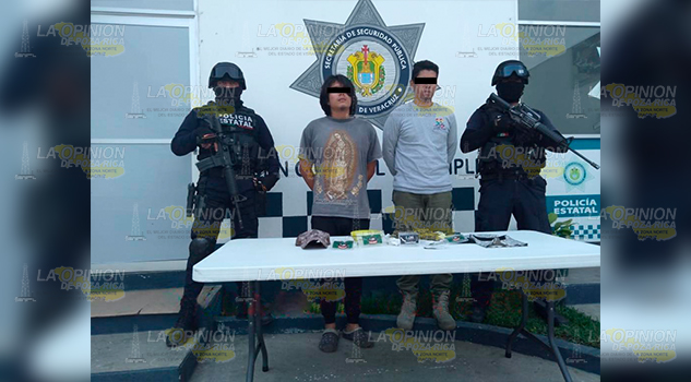 Detienen a 8 por portación de arma de fuego, narcomenudeo y robo con violencia