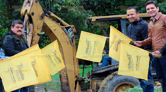 Negocio con obra publica en Tihuatlán