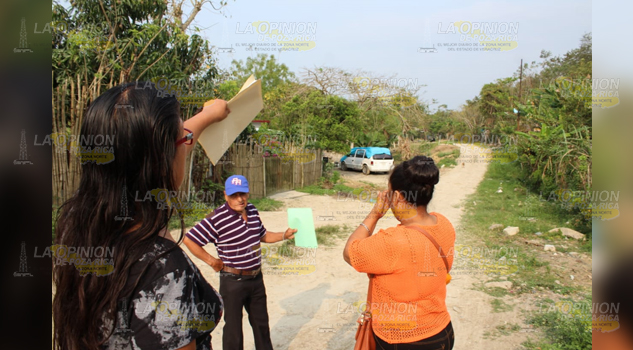 Viven en penumbras familias de la colonia Mecánicos de Piso