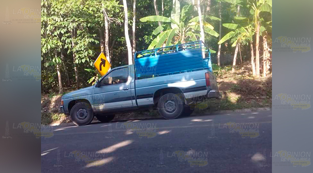Roban camioneta de un domicilio