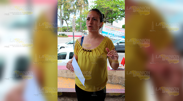 Colapsa calle y daña drenaje