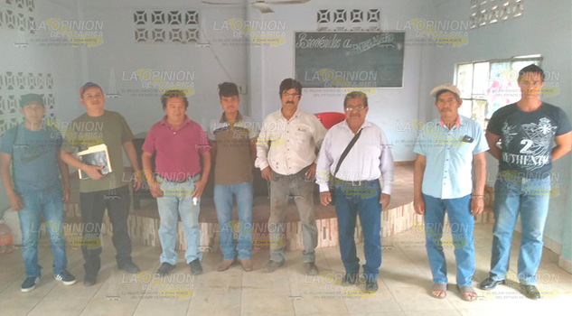 Capacitaran a apicultores de Entabladero Capacitaran a apicultores de Entabladero