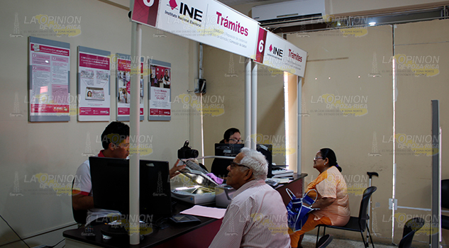 De baja 19 mil credenciales INE del distrito Poza Rica, Tihuatlán y Coatzintla De baja 19 mil credenciales INE del distrito Poza Rica, Tihuatlán y Coatzintla