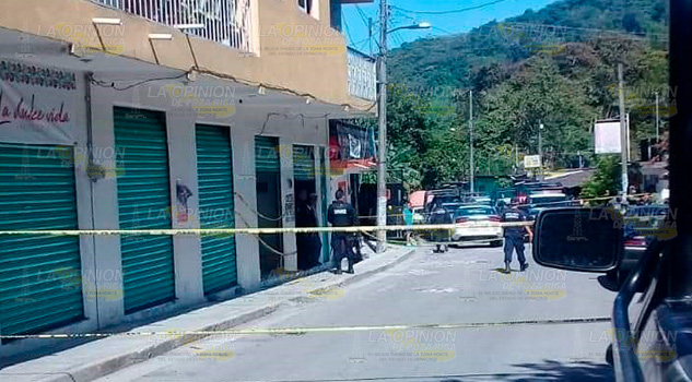Ejecutan a el "Chakira" en Tuzamapan, conocido delincuente de Zozocolco Ejecutan a el "Chakira" en Tuzamapan, conocido delincuente de Zozocolco