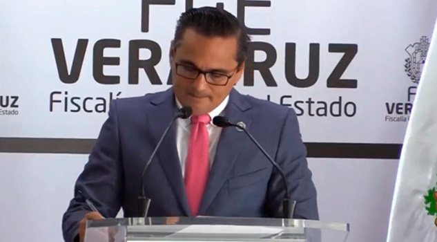 Excluyen a fiscal de Veracruz de reunión de seguridad que encabezará el Presidente Excluyen a fiscal de Veracruz de reunión de seguridad que encabezará el Presidente