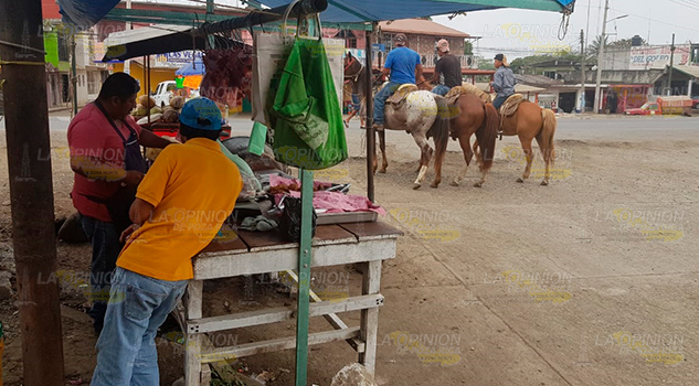 Fracasa instalación de rastro municipal en Lázaro Cárdenas, Puebla Fracasa instalación de rastro municipal en Lázaro Cárdenas, Puebla