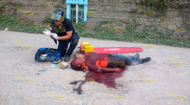 Hombre es salvajemente golpeado en Huejutla, Hidalgo Hombre es salvajemente golpeado en Huejutla, Hidalgo