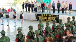 Incineran bandera en la ESBO de Poza Rica, y entregan un nuevo lábaro patrio Incineran bandera en la ESBO de Poza Rica, y entregan un nuevo lábaro patrio