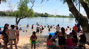Laguna en El Higueral, alternativa para cientos de paseantes Laguna en El Higueral, alternativa para cientos de paseantes