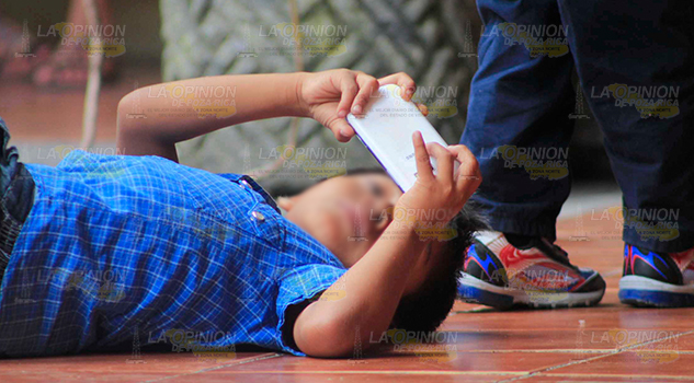 Los niños de hoy, "nativos tecnológicos" Los niños de hoy, "nativos tecnológicos"