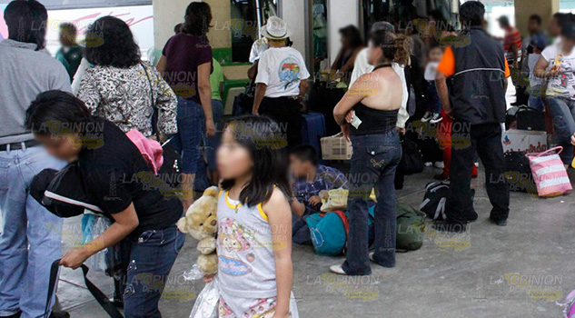 Masivo arribo de vacacionistas a Poza Rica Masivo arribo de vacacionistas a Poza Rica