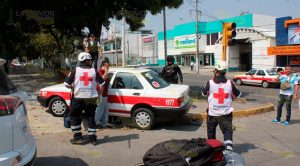 Mujer lesionada en aparatoso choque frente a la USBI en Poza Rica Mujer lesionada en aparatoso choque frente a la USBI en Poza Rica