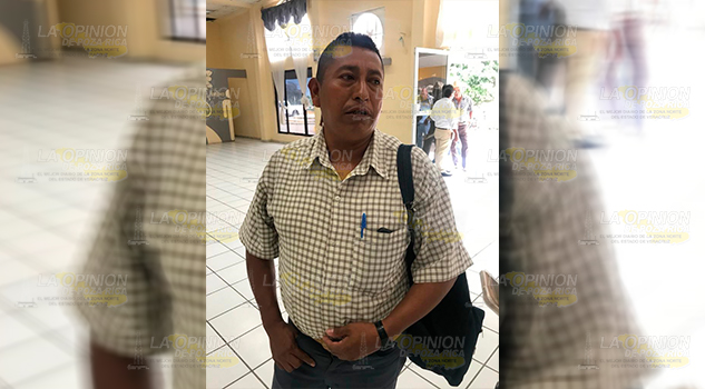 Población pide acceso a la autopista México - Tuxpan Población pide acceso a la autopista México - Tuxpan