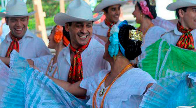 Reconocen a folkloristas del estado Reconocen a folkloristas del estado