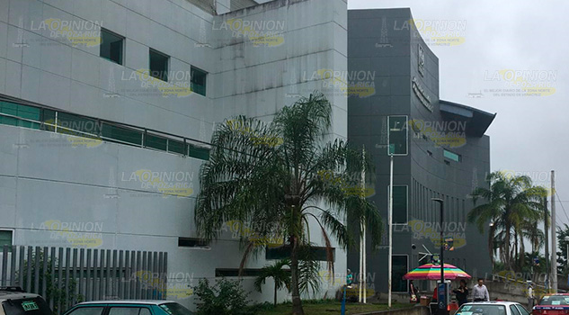 Denuncian robo en el ISSSTE de Poza Rica Roban a pacientes en consultorios del ISSSTE de Poza Rica