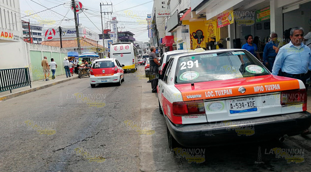 Sancionan a taxistas en Tuxpan Sancionan a taxistas en Tuxpan