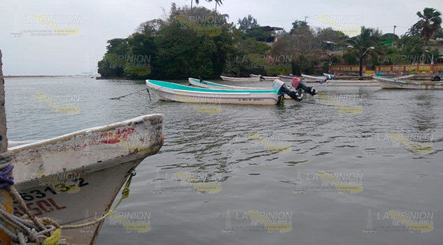 Sin apoyos los pescadores de Cazones de Herrera Sin apoyos los pescadores de Cazones de Herrera
