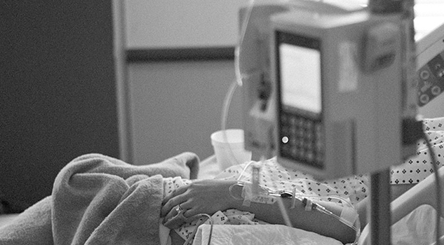 Una mujer despierta del coma 27 años después Una mujer despierta del coma 27 años después