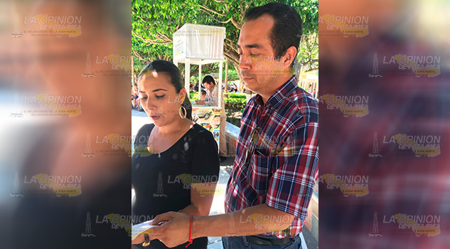 Padres de alumna de la EBOP, acusan agresión contra su hija Padres de alumna de la EBOP, acusan agresión contra su hija
