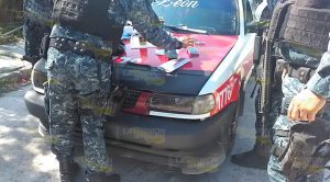 Elementos de la Marina y de la Gendarmeria, detienen a tres narco-menudistas Tuxpan ¡Caen tres con droga en Tuxpan!