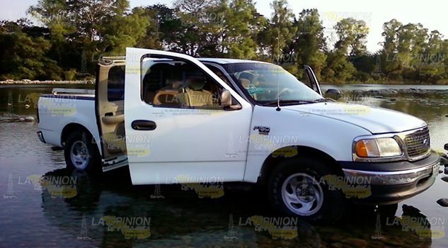 Roban camioneta en el ejido Javier Rojo Gómez de Álamo