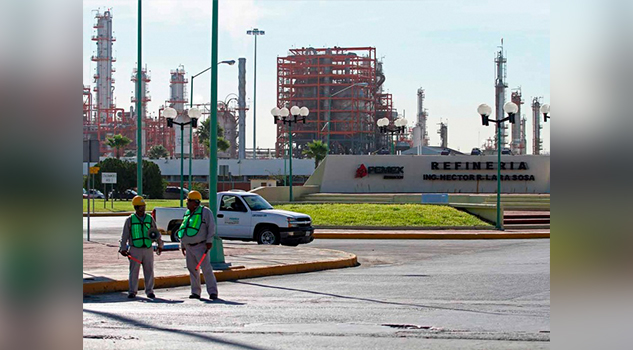 Elevó el sexenio anterior la deuda de Pemex 147%