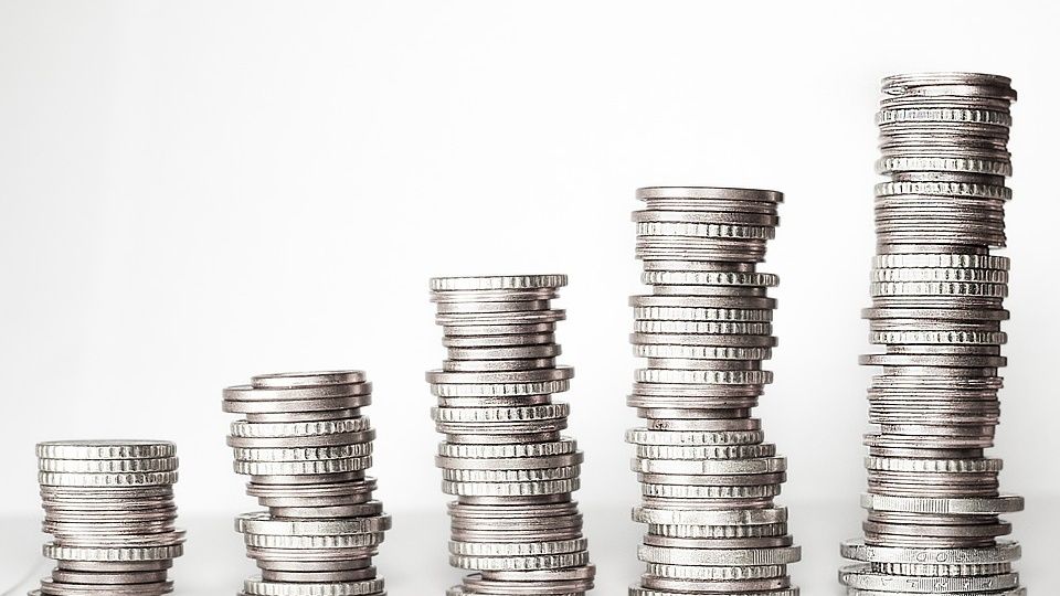 Pagó su casa a Infonavit por 27 años y ahora debe un millón de pesos