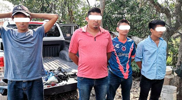 4 detenidos por portación de armas y delitos contra la salud en localidad de Atoyac 4 detenidos por portación de armas y delitos contra la salud en localidad de Atoyac