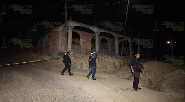 Identifican al taxista asesinado en en la colonia Santa Isabel del municipio de Tihuatlan