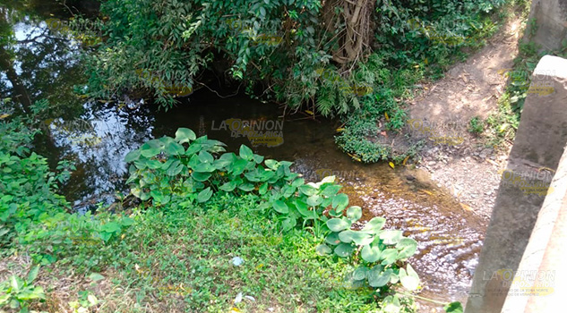 Alcalde de Cazones de Herrera le quita el agua al pueblo Alcalde de Cazones de Herrera le quita el agua al pueblo