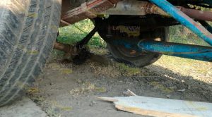 Comerciante "rebota" contra un tractocamión en Tuxpan; esposa resultó lastimada Comerciante rebota contra un tractocamión en Tuxpan