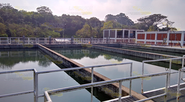 Dispara ola de calor el consumo de agua en Tuxpan Dispara ola de calor el consumo de agua en Tuxpan