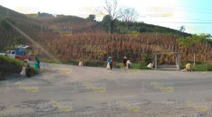 Habitantes de Las Lomas, Coyutla, se unen a jornada de limpieza Habitantes de Las Lomas, Coyutla, se unen a jornada de limpieza