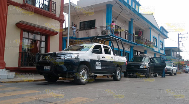 Policías de Cazones de Herrera denunciados por abusivos y arbitrarios Policías de Cazones de Herrera denunciados por abusivos y arbitrarios