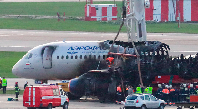 ¿Puede un rayo haber derribado el avión accidentado en Moscú? ¿Puede un rayo haber derribado el avión accidentado en Moscú?