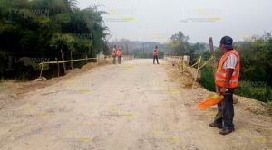 Reabren paso hacia Tincontlán por el puente Doña Pola Reabren paso hacia Tincontlán por el puente Doña Pola