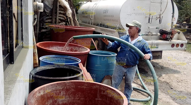 Se quejan por falta de agua en Naranjos Se quejan por falta de agua en Naranjos