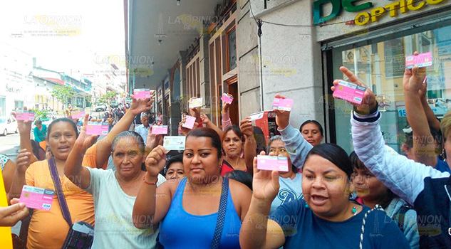 Temen estafa en BANSEFI, no quieren entregar recursos contra pobreza Temen estafa en BANSEFI, no quieren entregar recursos contra pobreza