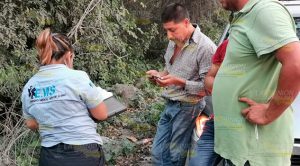 Vuelca veloz camioneta sobre la carretera Tihuatlán - Álamo Vuelca veloz camioneta sobre la carretera Tihuatlán - Álamo