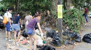 Participan jóvenes en el “Basura Challenge”, en calles de #PozaRica