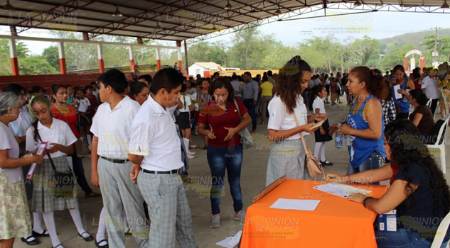 Deben de darle buen uso a las becas