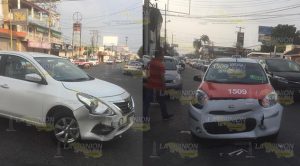Invade carril y choca; dos mujeres lesionadas.