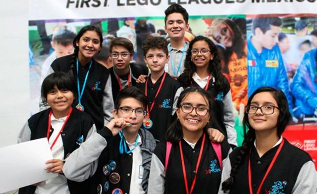 Niños mexicanos triunfan en concurso de ciencia en Turquía