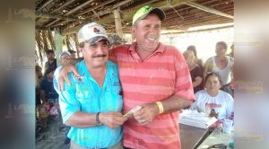 En Playa Azul, Cazones; Gerardo Bonilla gana la pesca