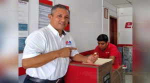 Encuentran reloj de oro y lo devuelven a quien lo perdió