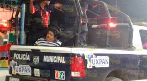 Riñen en una gasolinera