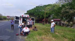 Motociclistas lesionados en aparatoso choque en la Tuxpan-Tampico