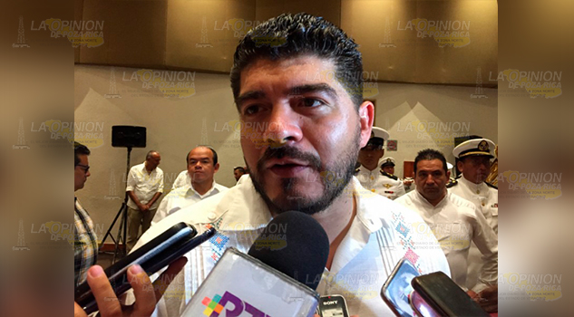 Adeudo de millones con la CFE