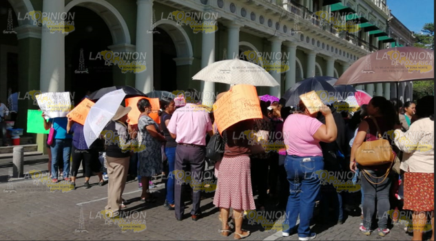 Dejan sin apoyos a familias xalapeñas